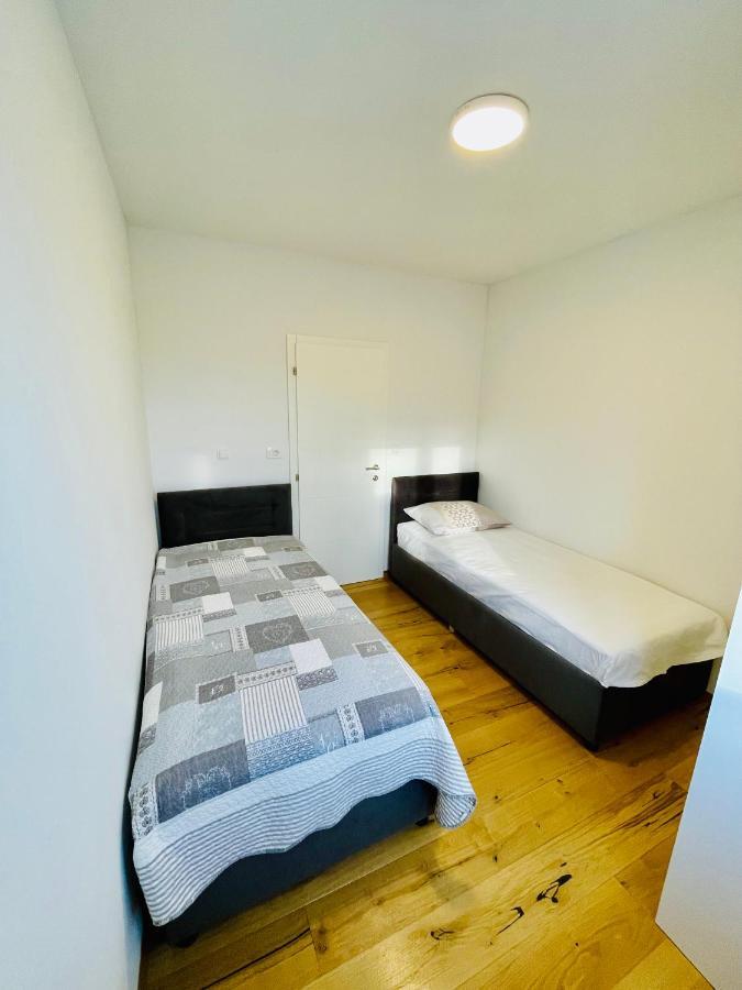 Alida Valli Apartment Kaštela Extérieur photo